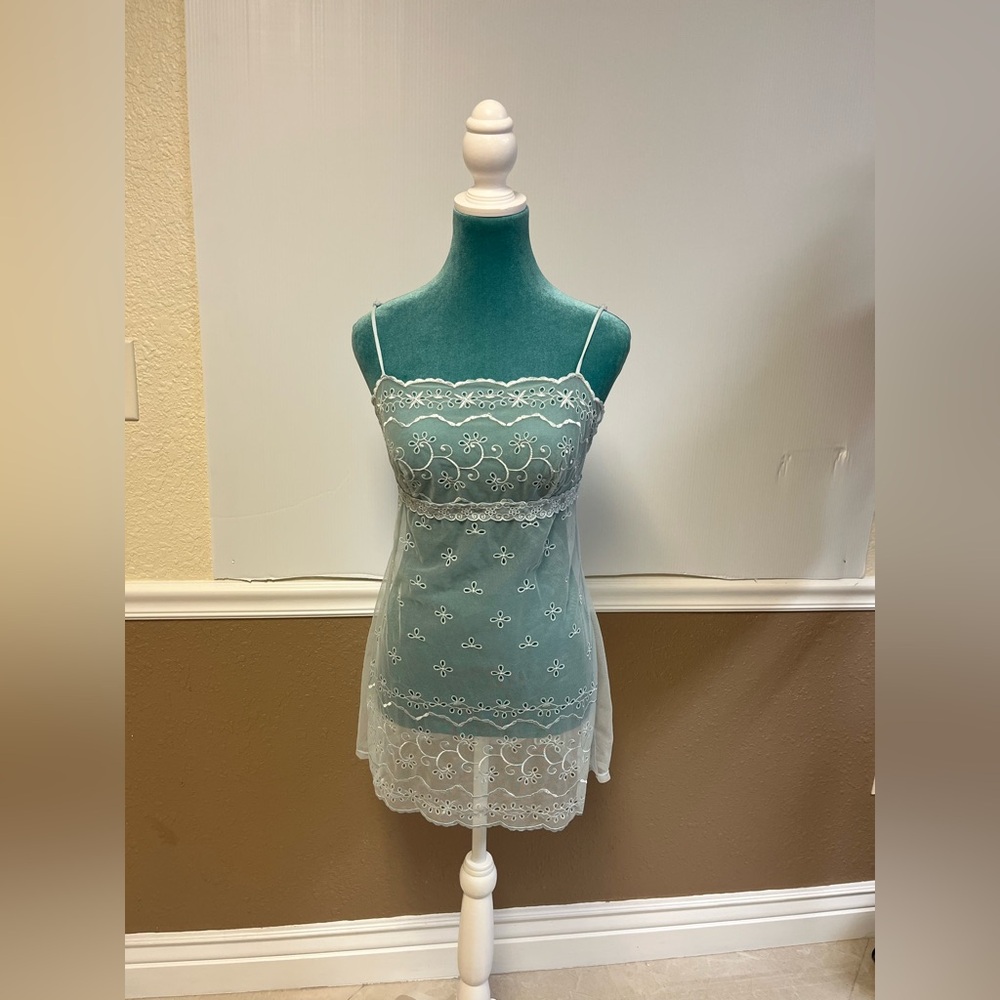 Victoria’s‎ Secret Light Blue Floral Lace Babydoll Dress – Size M